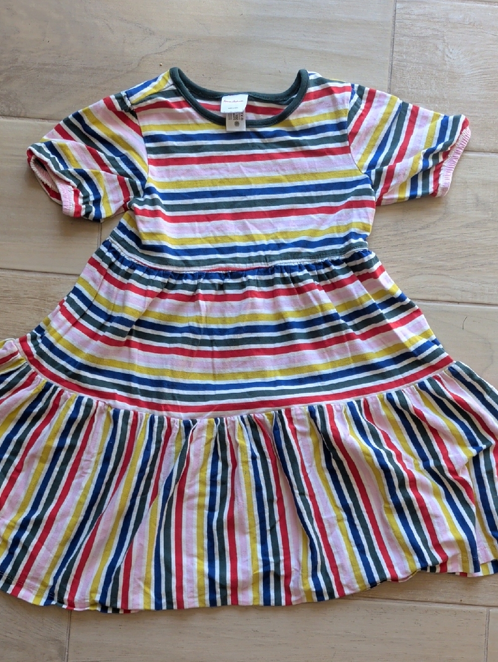 Hanna Andersson Rainbiw Stripe Dress Size 6-7